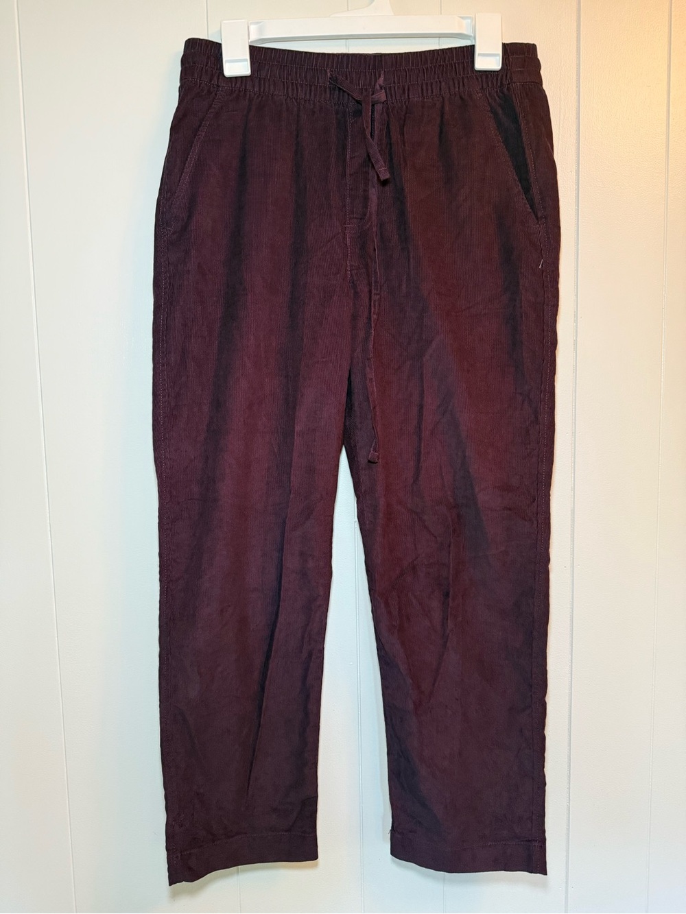 GAP Women's Easy Pant Ankle-Length Drawstring Pants in Deep Burgundy Plum